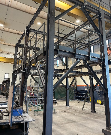 Carpenteria Eurotest - progettiamo e posiamo in opera soppalchi portanti e soppalcati per strutture petrolifere e strutture industriali. Operiamo in tutta la Lombardia: Milano, Bergamo, Brescia, Como, Cremona, Lecco, Lodi, Mantova, Monza e Brianza