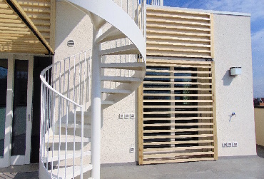 Carpenteria Eurotest - progettiamo e posiamo in opera scale di sicurezza e scale anti incendio civile e industriale. Operiamo in tutta la Lombardia: Milano, Bergamo, Brescia, Como, Cremona, Lecco, Lodi, Mantova, Monza e Brianza